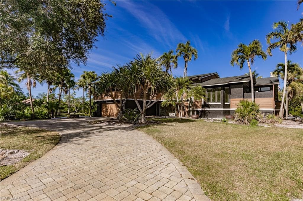7232 Heaven Ln, Fort Myers, FL 33908-24