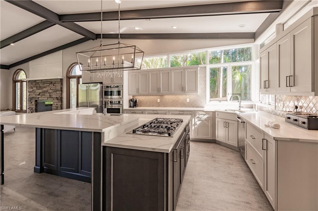 7232 Heaven Ln, Fort Myers, FL 33908-4