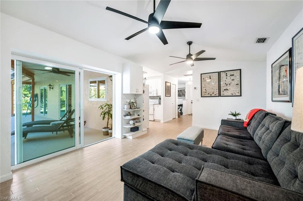 3671 8th Ave SE, Naples, FL 34117-15