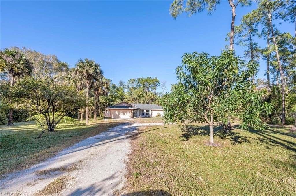 3671 8th Ave SE, Naples, FL 34117-29