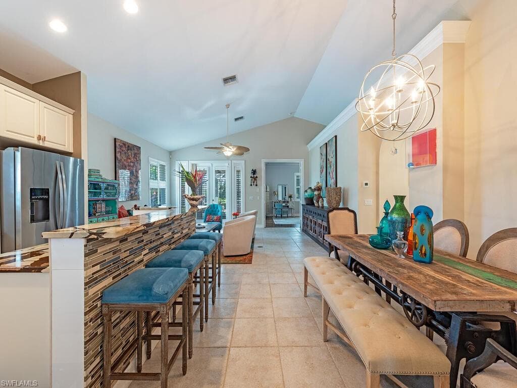 636 102nd Ave N, Naples, FL 34108-8