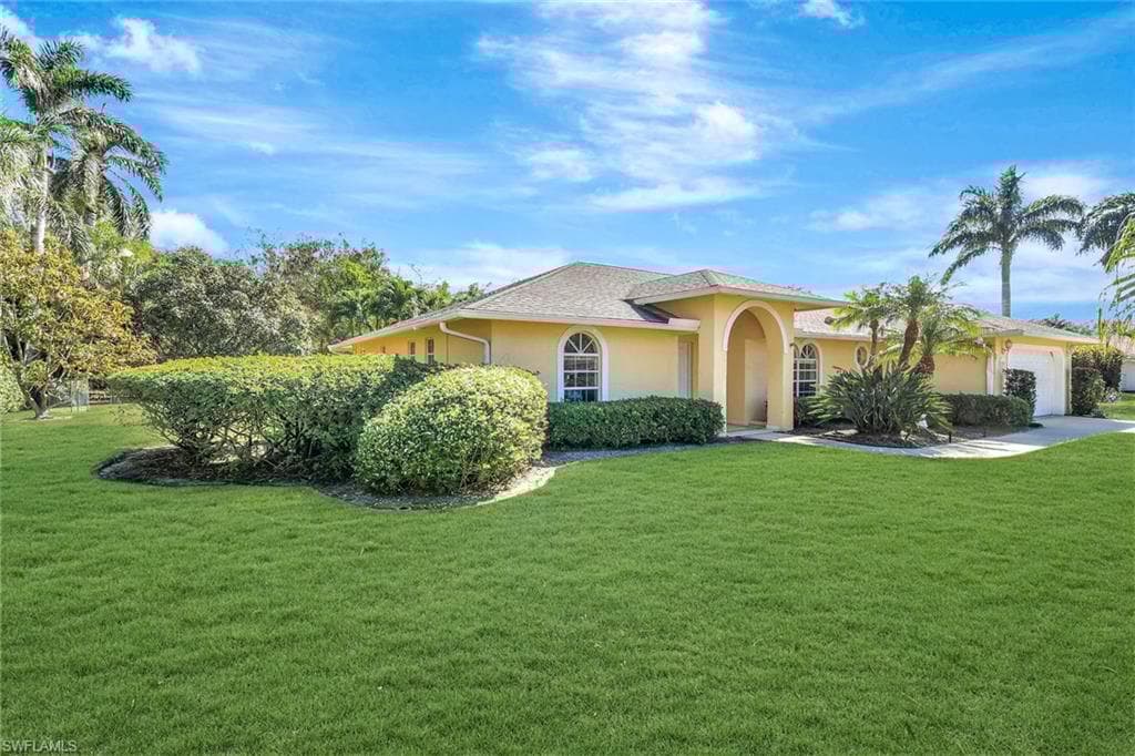 630 Saint Andrews Blvd, Naples, FL 34113-35