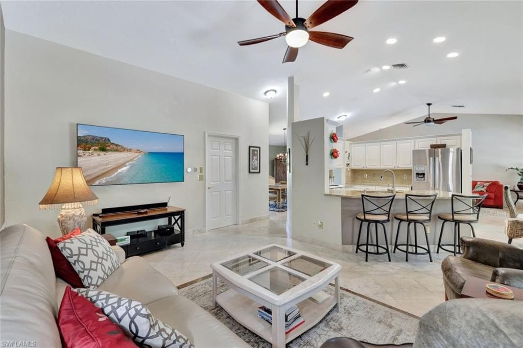 630 Saint Andrews Blvd, Naples, FL 34113-8