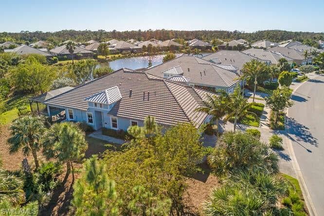 7003 Dominica Dr, Naples, FL 34113-4