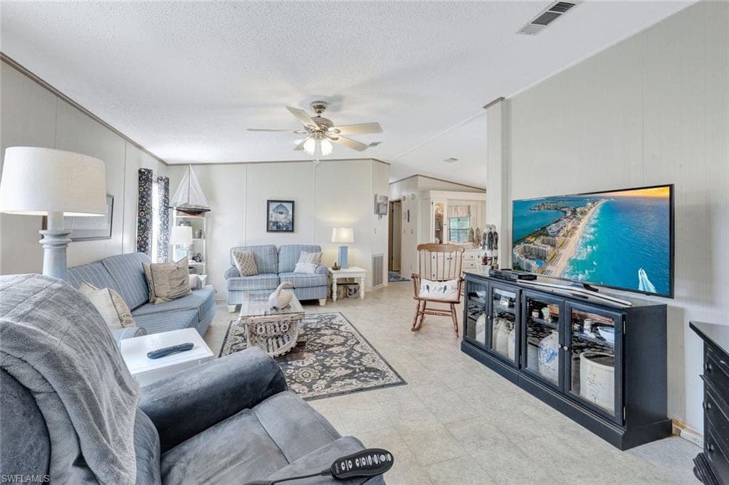 1753 Beverly Dr, Naples, FL 34114-1