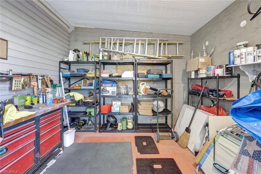1753 Beverly Dr, Naples, FL 34114-22
