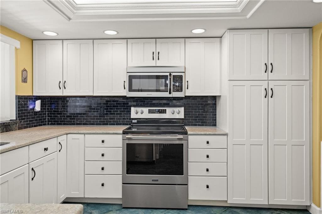 12911 Iona Rd, Fort Myers, FL 33908-9