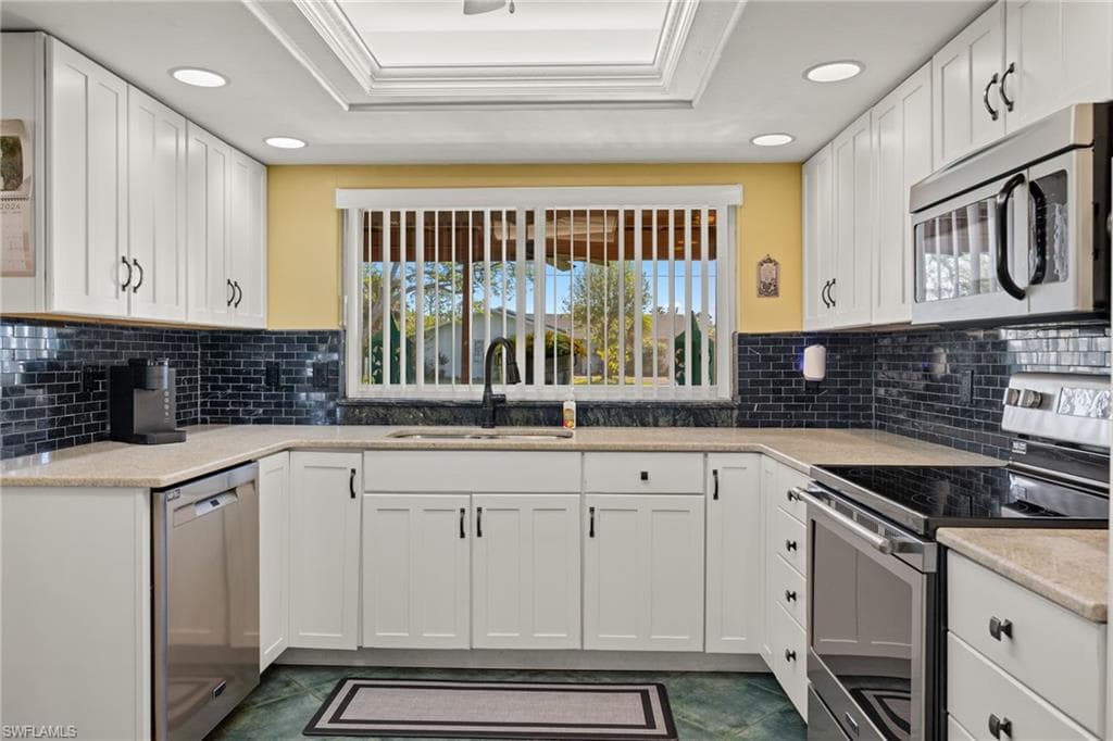 12911 Iona Rd, Fort Myers, FL 33908-10