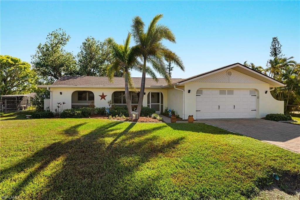 12911 Iona Rd, Fort Myers, FL 33908-1