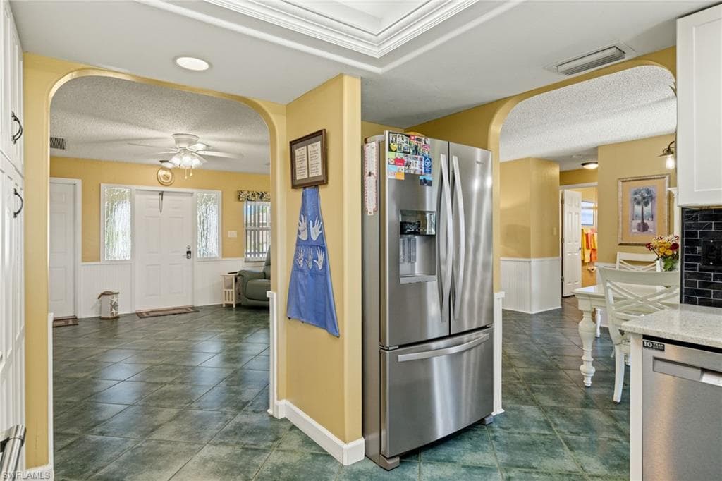 12911 Iona Rd, Fort Myers, FL 33908-8