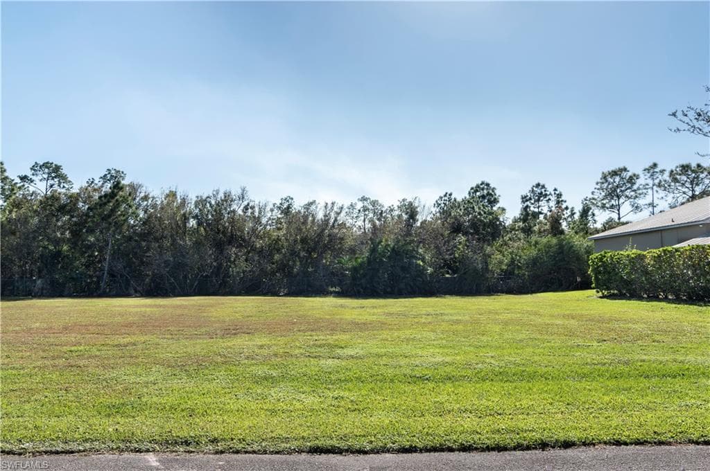 4057 Skyway Dr Lot#30, Naples, FL 34112-2922-1