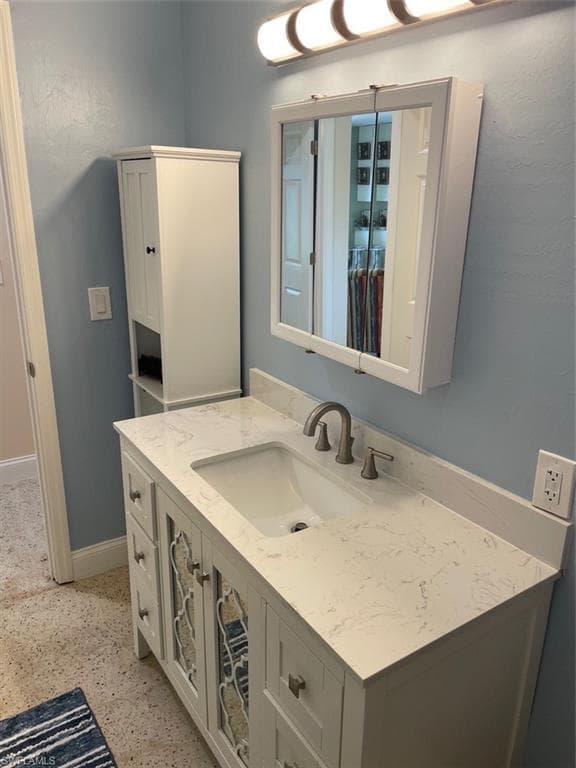 17100 Lake Dr, North Fort Myers, FL 33917-16