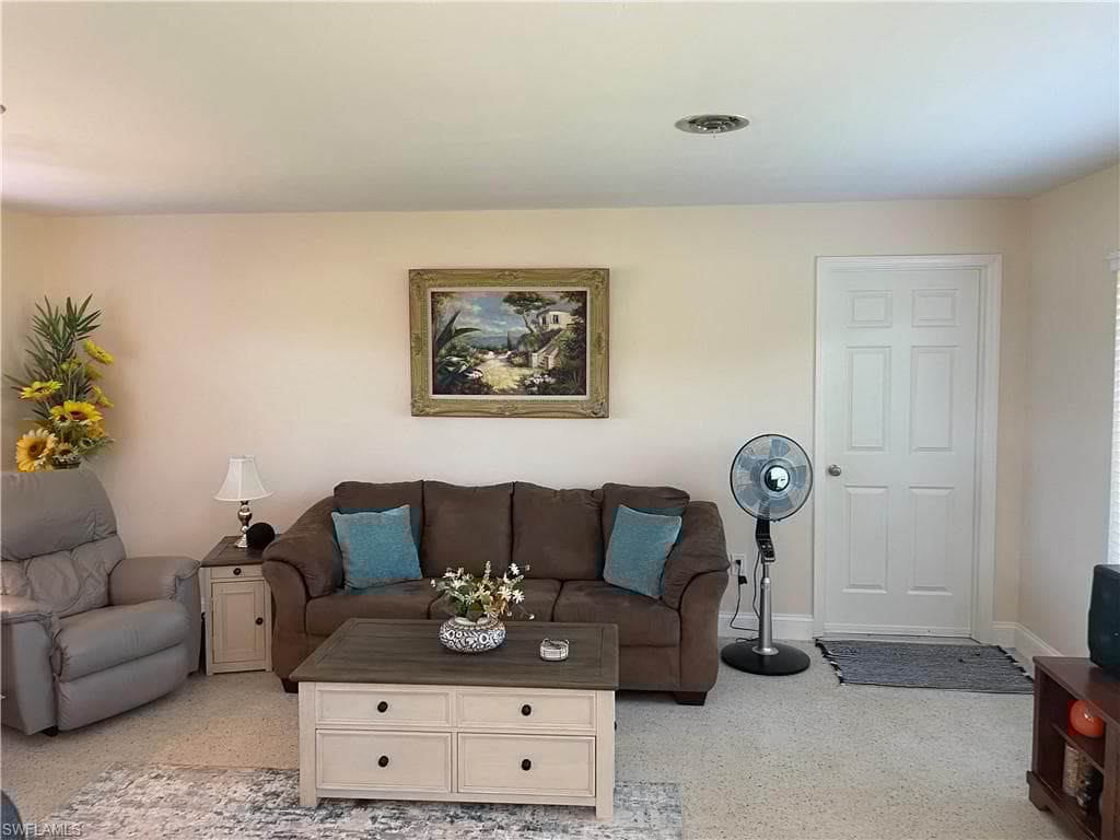 17100 Lake Dr, North Fort Myers, FL 33917-4