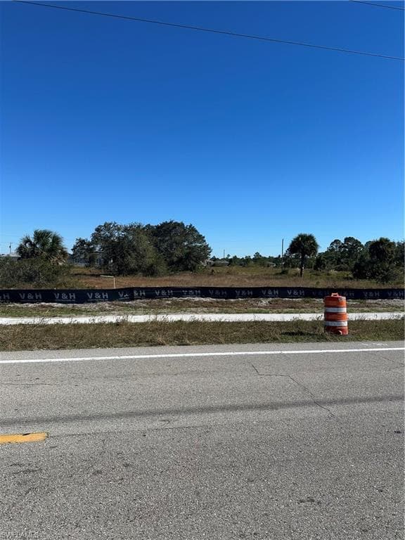 1029 Bell Blvd S, Lehigh Acres, FL 33974-3