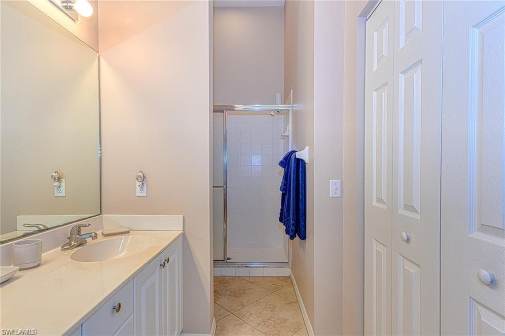 4970 Deerfield Way F-203, Naples, FL 34110-15