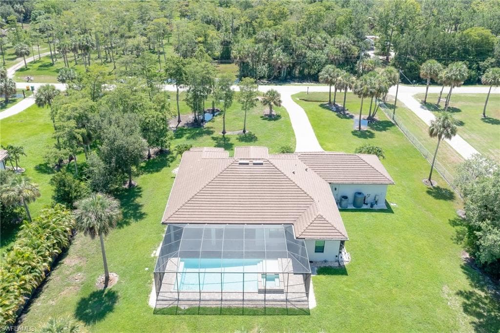 505 7th St NW, Naples, FL 34120-33