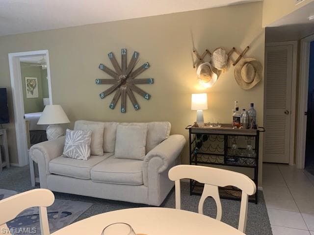 170 Turtle Lake Ct 304, Naples, FL 34105-9