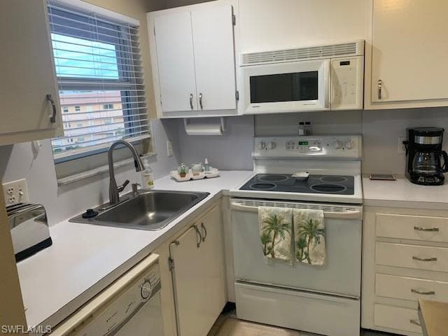 170 Turtle Lake Ct 304, Naples, FL 34105-16