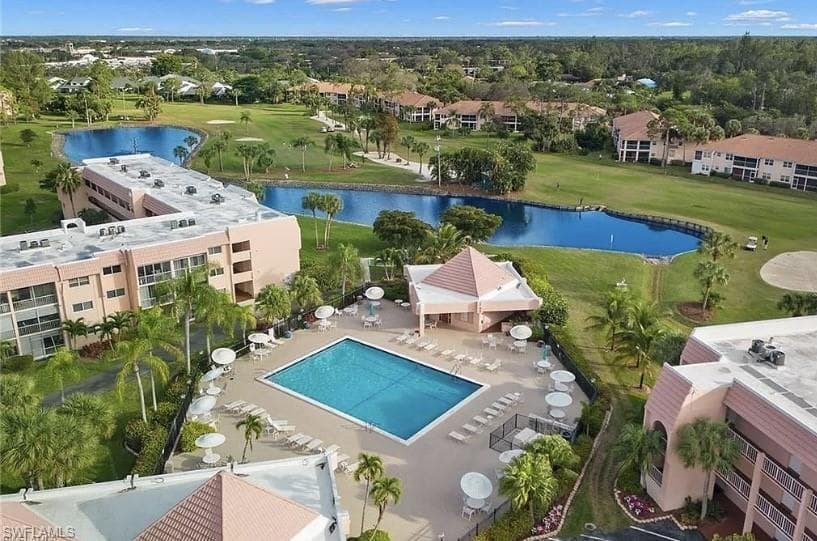 170 Turtle Lake Ct 304, Naples, FL 34105-1