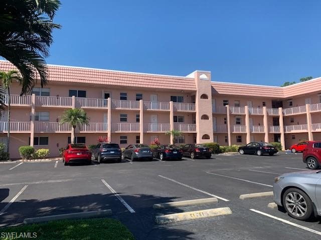170 Turtle Lake Ct 304, Naples, FL 34105-41