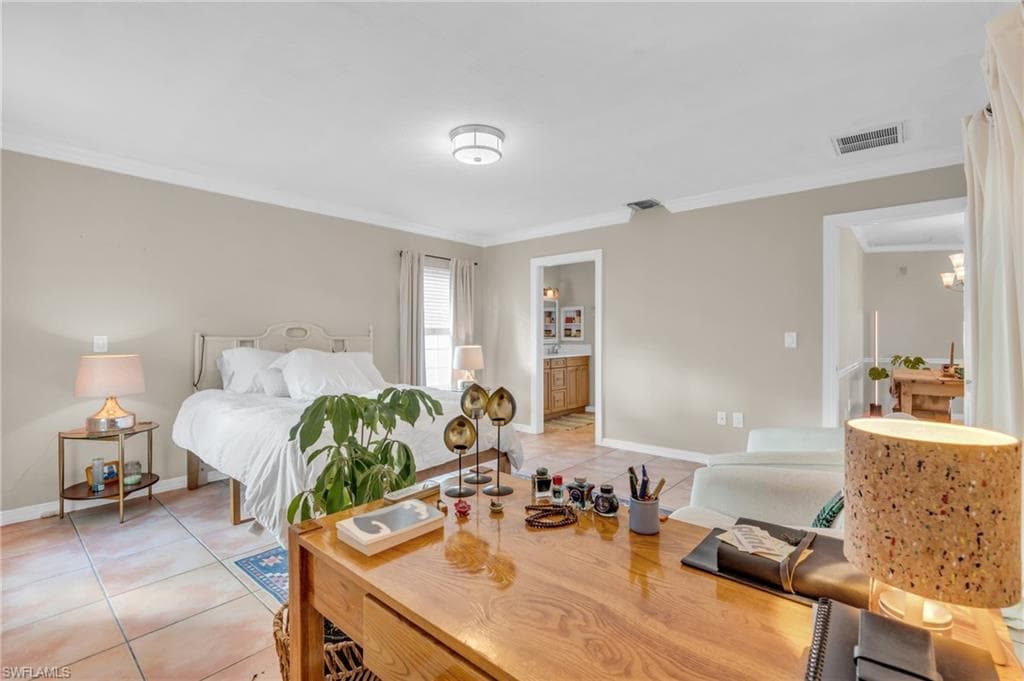 726 109th Ave N, Naples, FL 34108-23