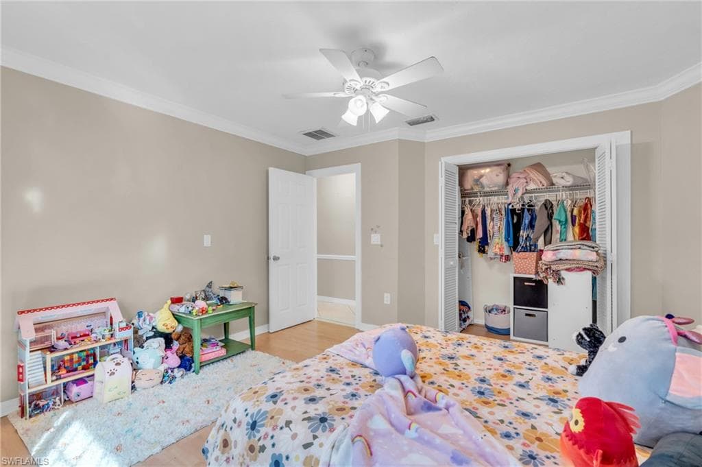 726 109th Ave N, Naples, FL 34108-29