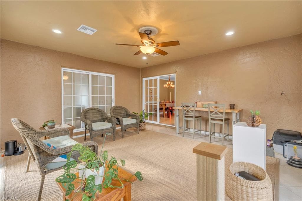 726 109th Ave N, Naples, FL 34108-33
