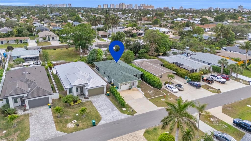 726 109th Ave N, Naples, FL 34108-4
