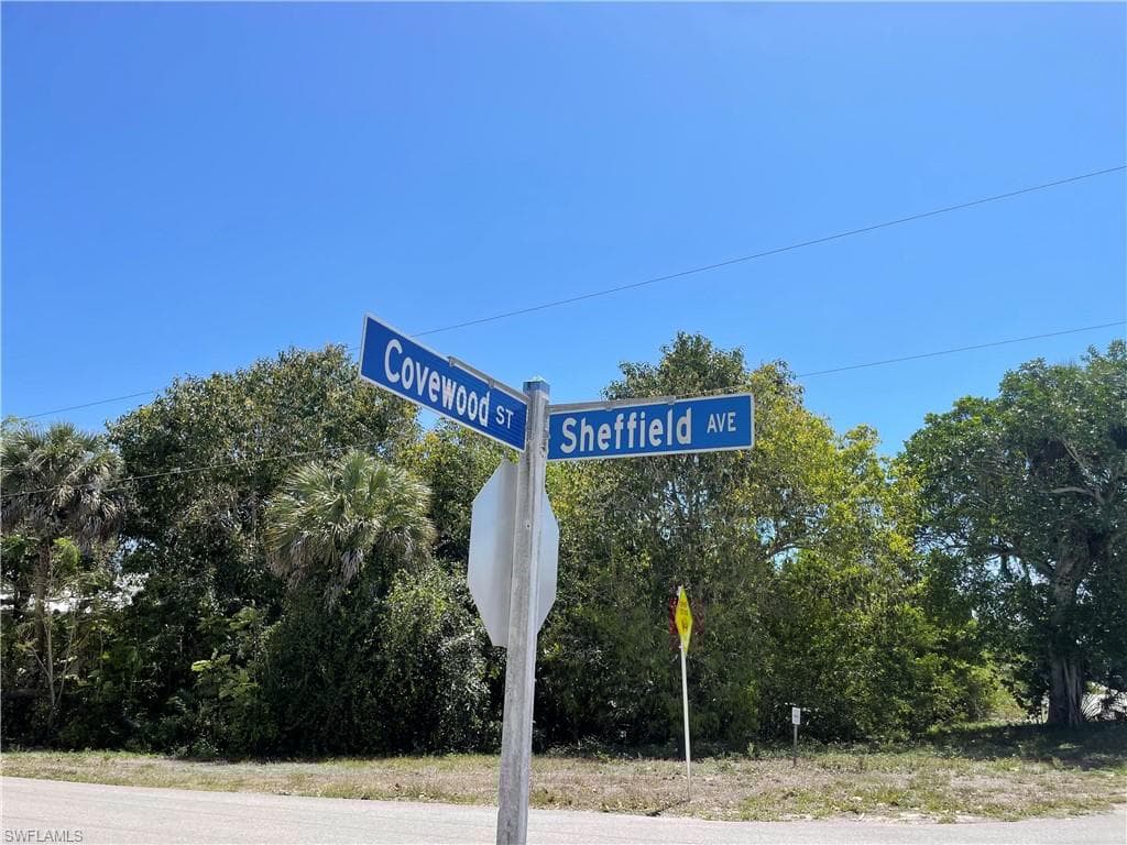 1895 Sheffield Ave, Marco Island, FL 34145-10