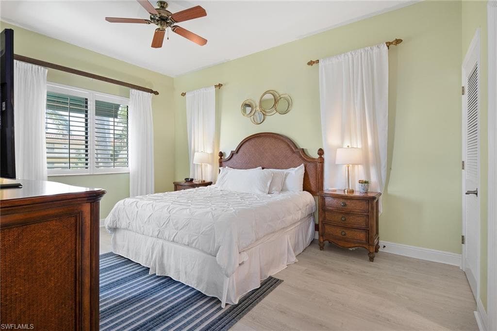 985 Sandpiper St I201, Naples, FL 34102-21