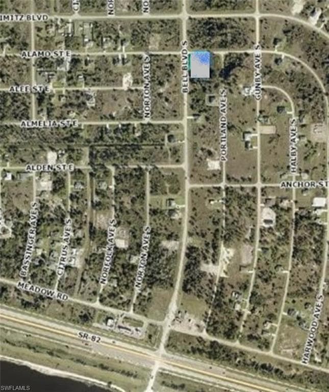 1009 Bell Blvd S, Lehigh Acres, FL 33974-4