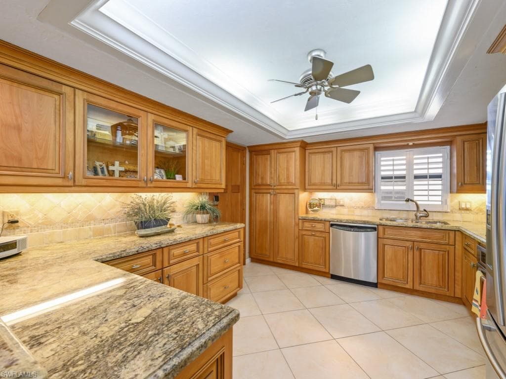 174 Collier Blvd Ph-d, Marco Island, FL 34145-14