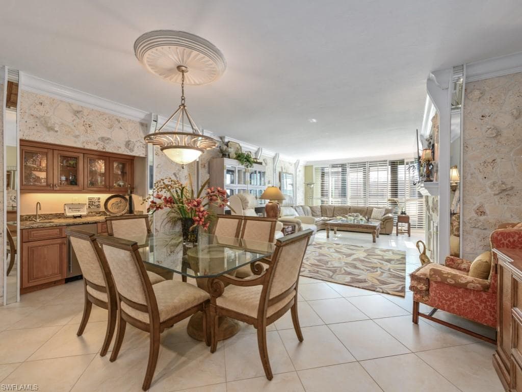 174 Collier Blvd Ph-d, Marco Island, FL 34145-3
