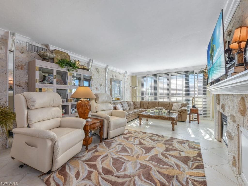 174 Collier Blvd Ph-d, Marco Island, FL 34145-5