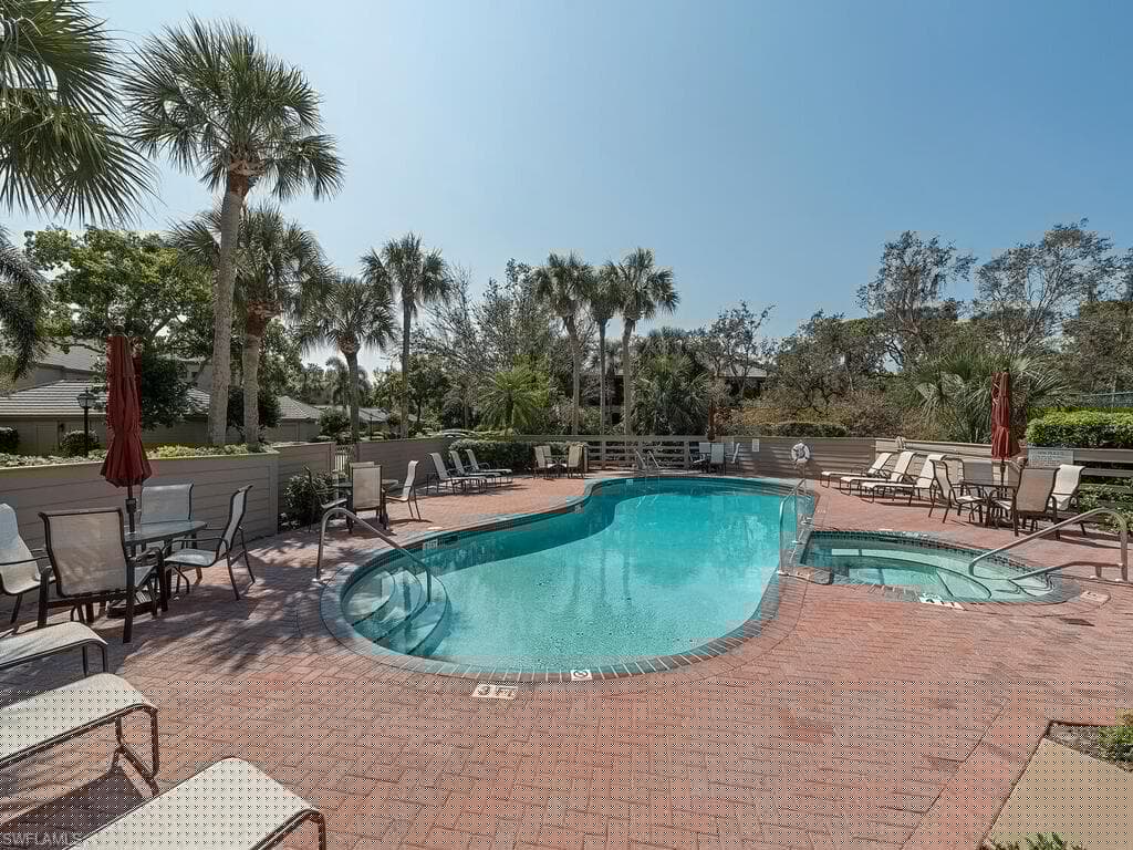 27031 Oakwood Lake Dr 202, Bonita Springs, FL 34134-16