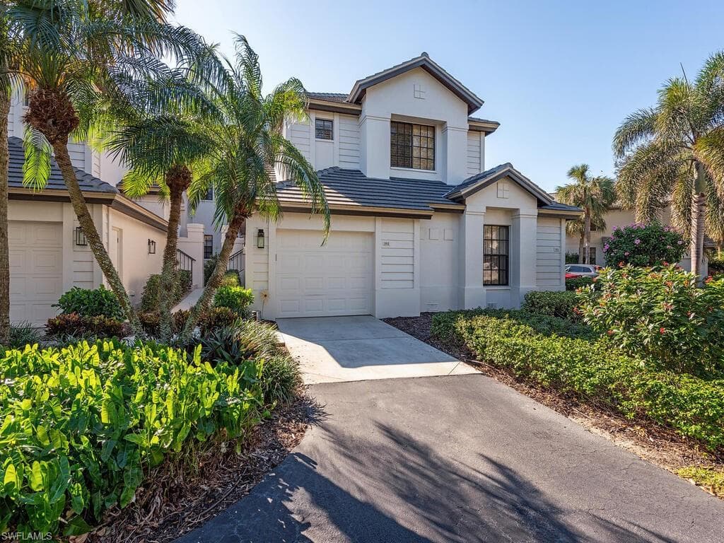 27031 Oakwood Lake Dr 202, Bonita Springs, FL 34134-2