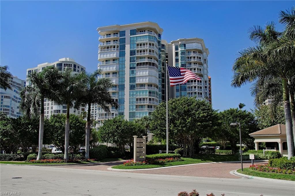 4255 Gulf Shore Blvd N 802, Naples, FL 34103-14