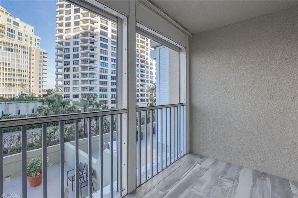 4401 Gulf Shore Blvd N C304, Naples, FL 34103-30