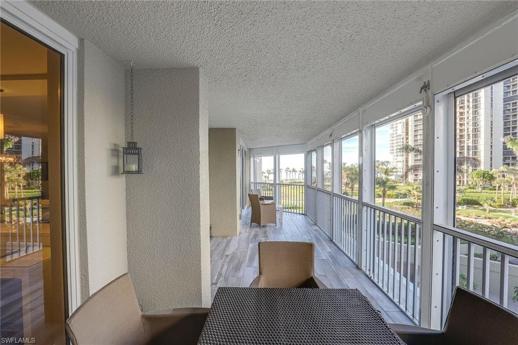 4401 Gulf Shore Blvd N C304, Naples, FL 34103-31