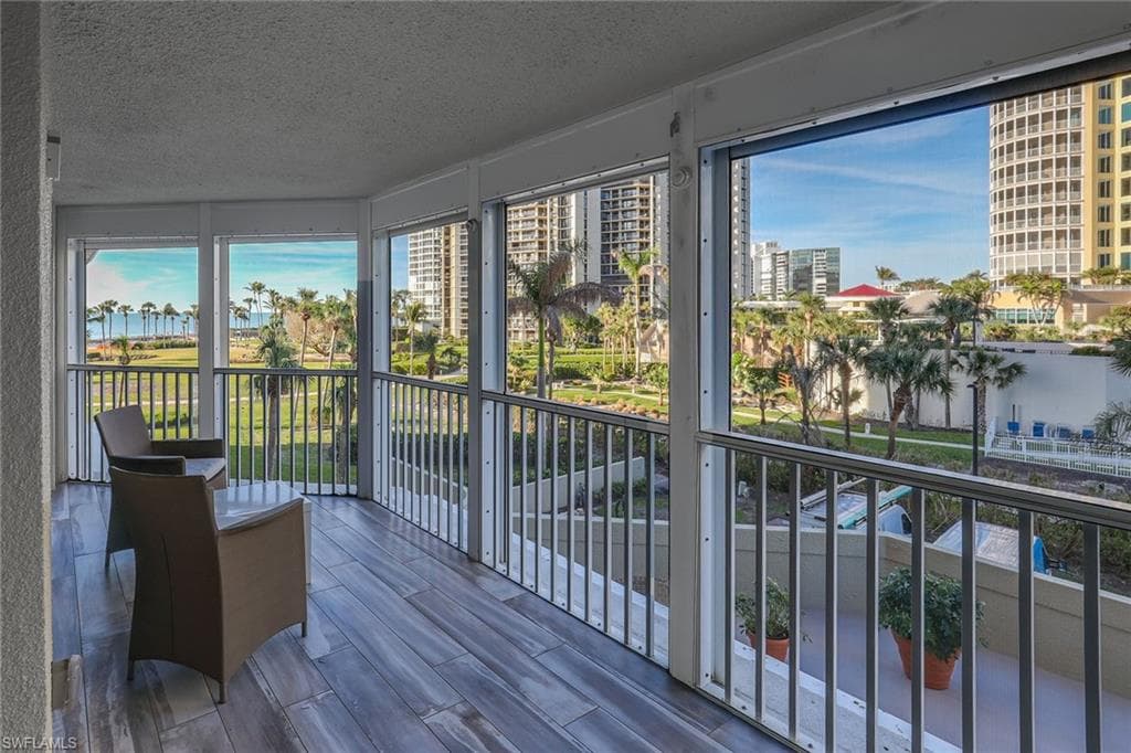 4401 Gulf Shore Blvd N C304, Naples, FL 34103-32