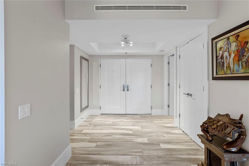 4401 Gulf Shore Blvd N C304, Naples, FL 34103-3