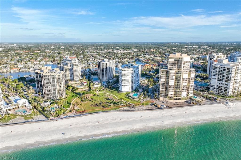 4401 Gulf Shore Blvd N C304, Naples, FL 34103-41