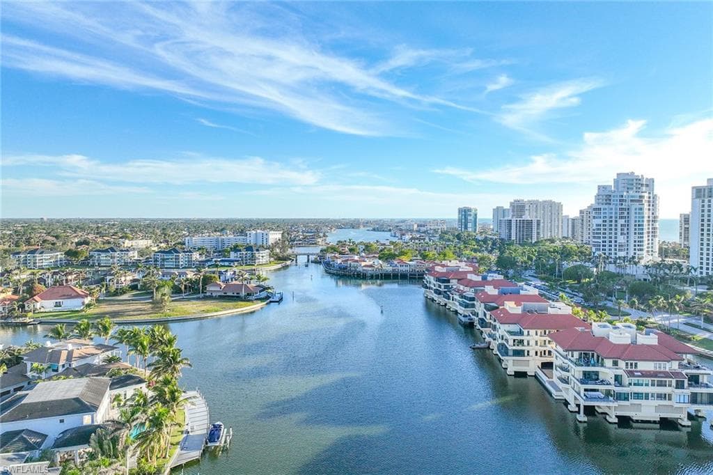 4401 Gulf Shore Blvd N C304, Naples, FL 34103-45