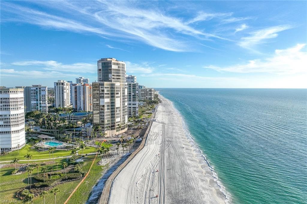 4401 Gulf Shore Blvd N C304, Naples, FL 34103-49