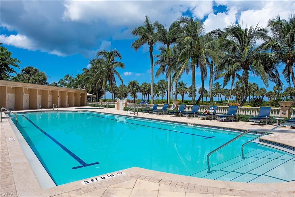 4021 Gulf Shore Blvd N 1801, Naples, FL 34103-42