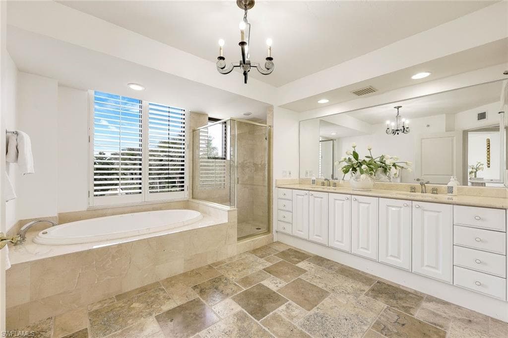 6597 Nicholas Blvd 306, Naples, FL 34108-25