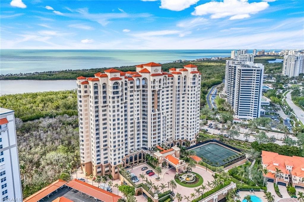6597 Nicholas Blvd 306, Naples, FL 34108-38