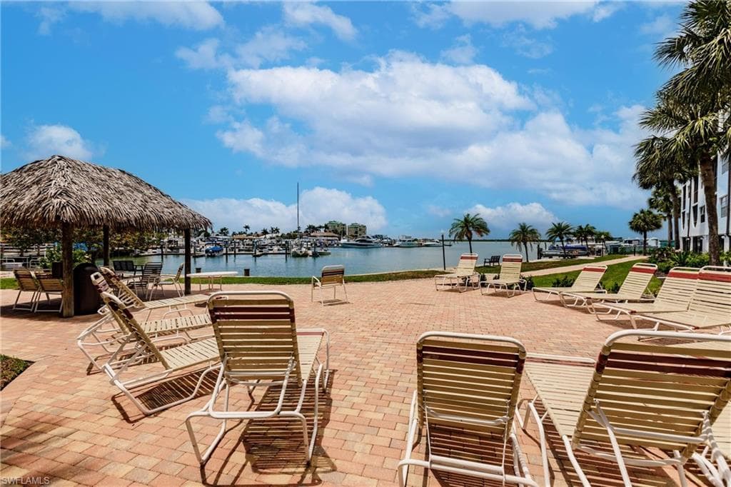 995 Anglers Cv N-503, Marco Island, FL 34145-32