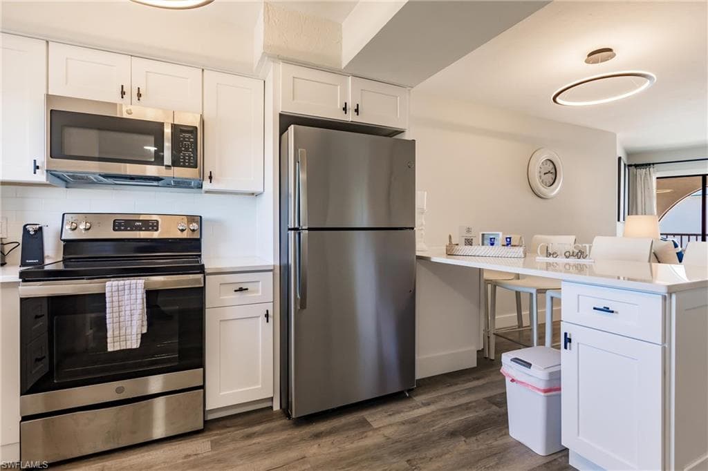 995 Anglers Cv N-503, Marco Island, FL 34145-5
