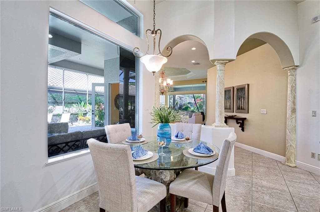 3133 Terramar Dr, Naples, FL 34119-9